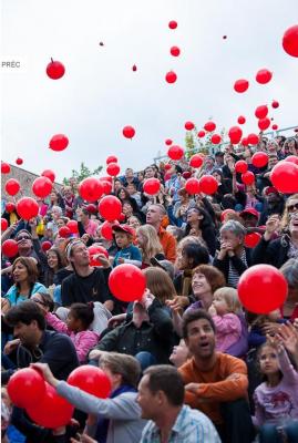 le lâcher de montgolfières